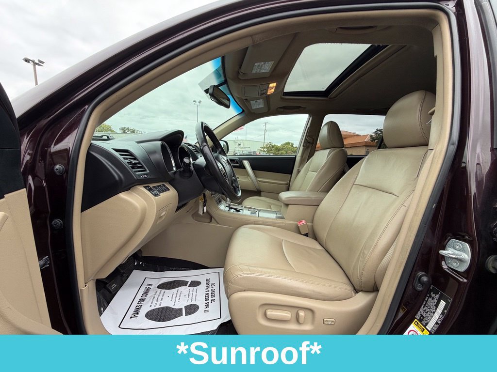 Used 2013 Toyota Highlander SE AWD/4WD image 15