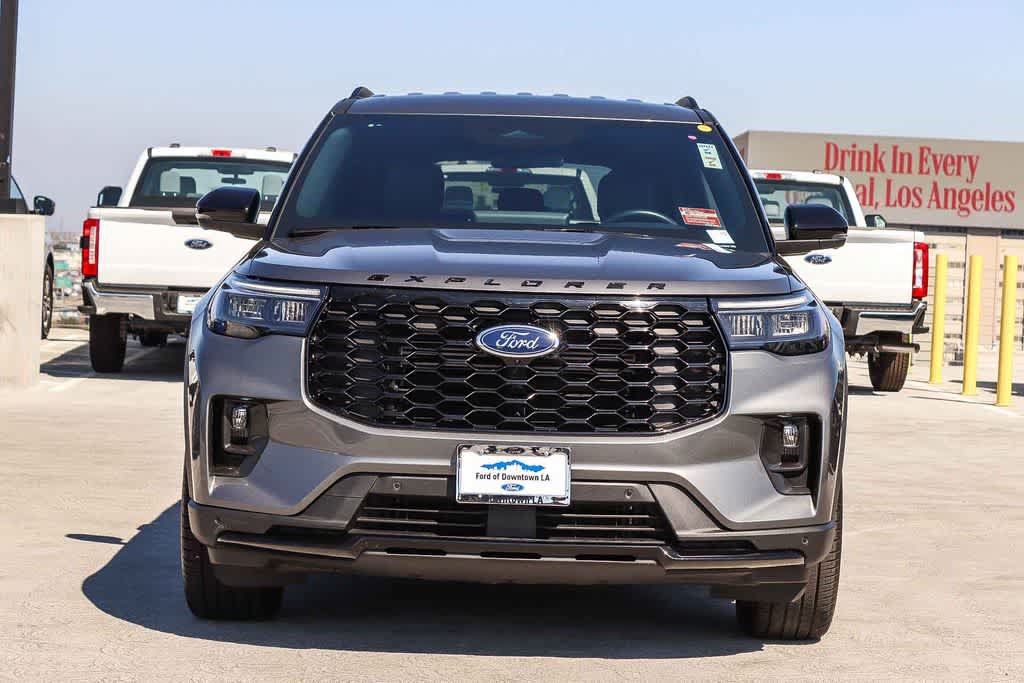 Certified 2025 Ford Explorer ST-Line w/ ST-Line Street Pack AWD/4WD image 2