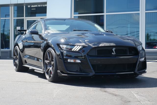 Used 2022 Ford Mustang Shelby GT500 w/ Carbon Fiber Track Pack RWD image 7