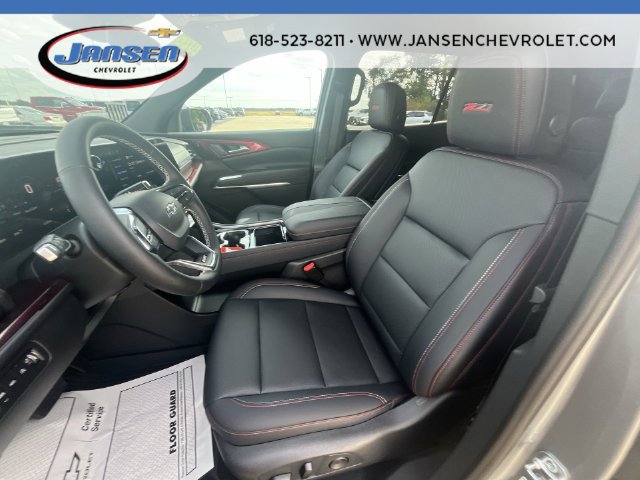 Used 2026 Chevrolet Traverse Z71 w/ LPO, Floor Liner Package AWD/4WD image 18