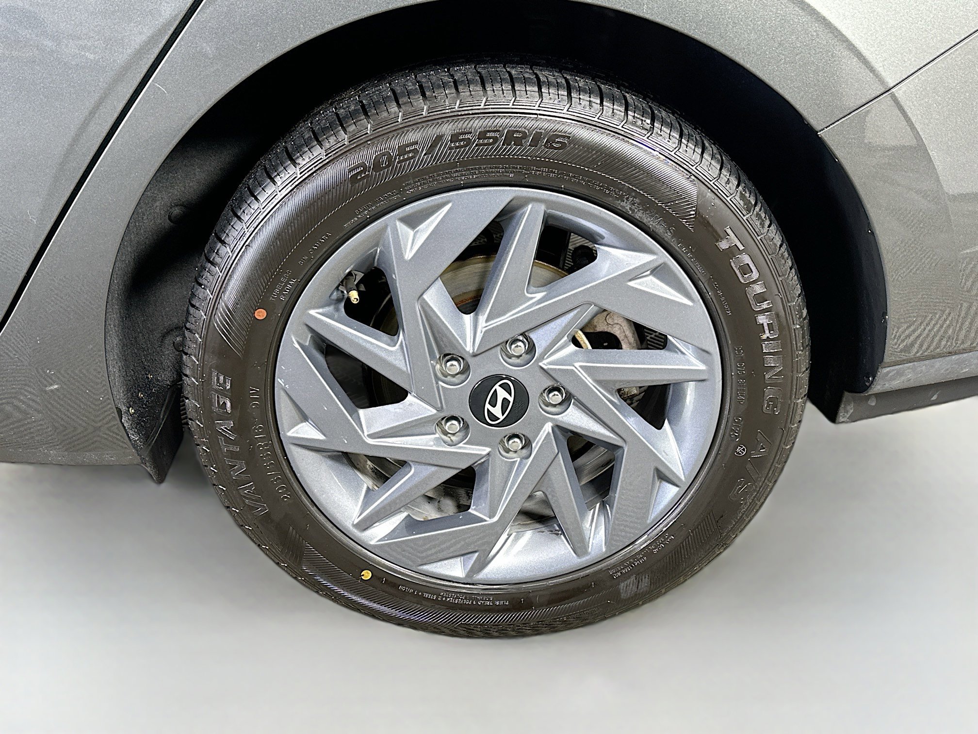 Certified 2024 Hyundai Elantra SEL image 29