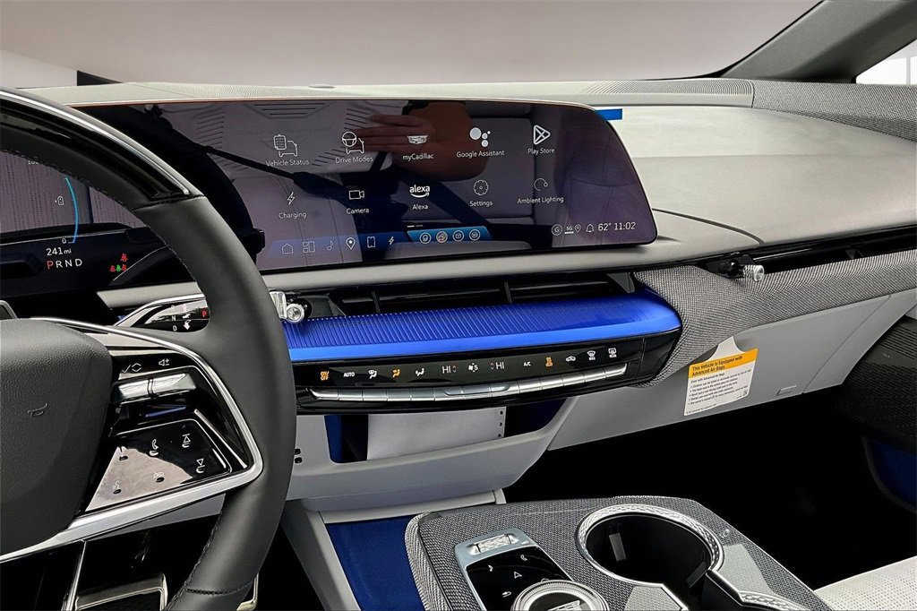 New 2025 Cadillac Optiq Sport 2 image 7