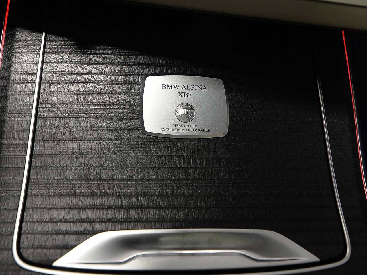 New 2026 BMW ALPINA XB7 AWD/4WD image 9