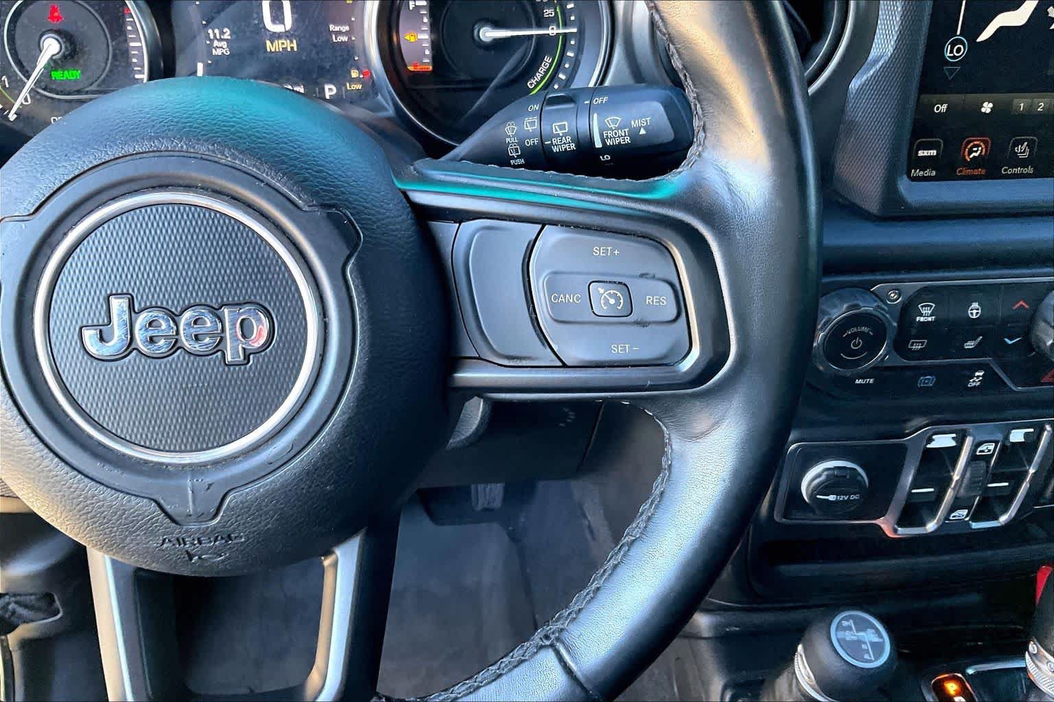 Used 2023 Jeep Wrangler Unlimited w/ Sun & Screen Package AWD/4WD image 24