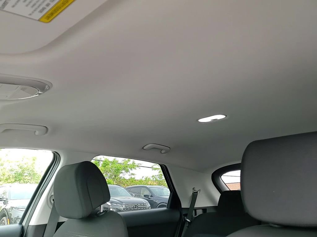 New 2025 Hyundai Ioniq 5 SE image 23