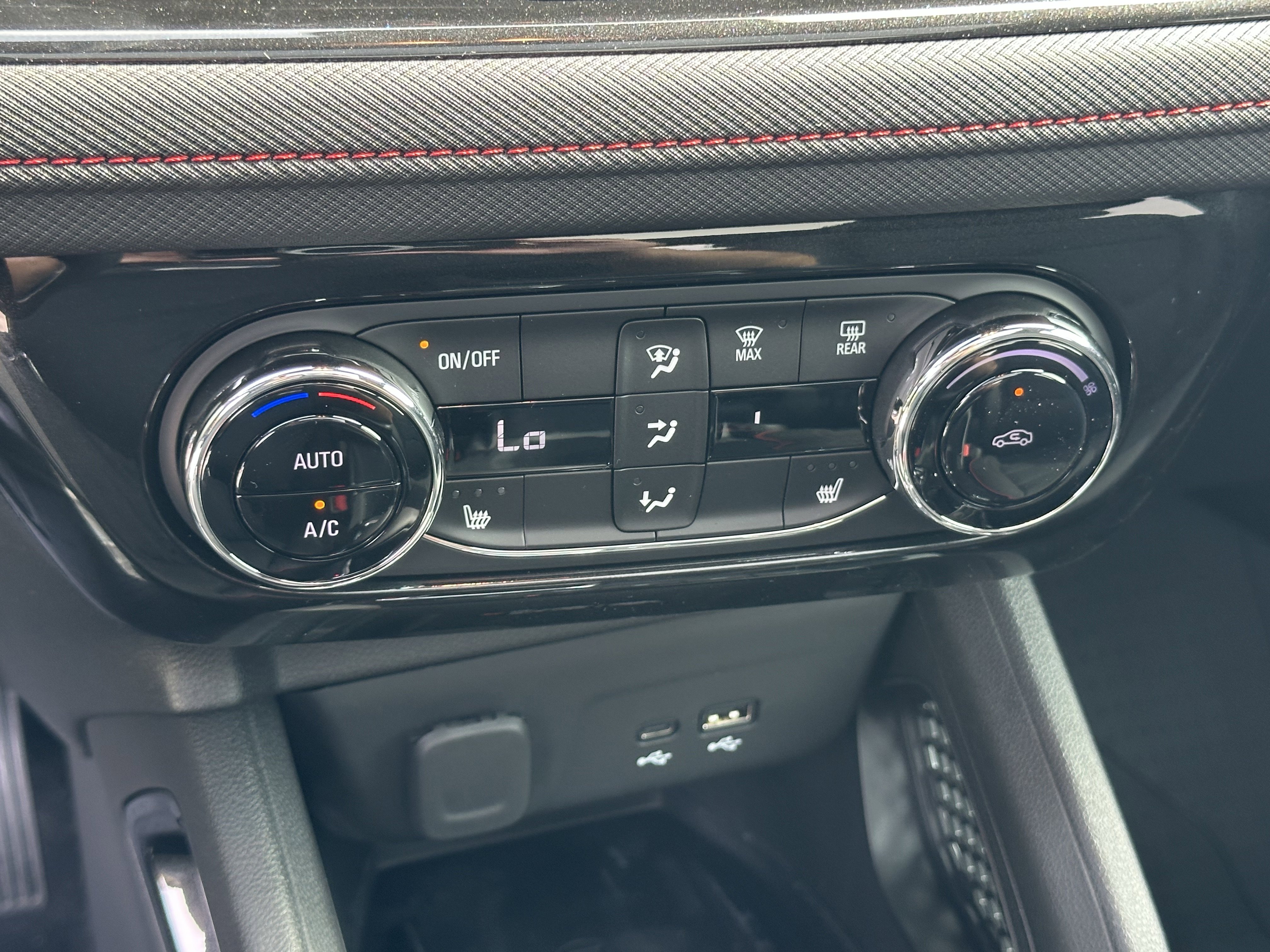 New 2025 Chevrolet TrailBlazer RS w/ Convenience Package image 25