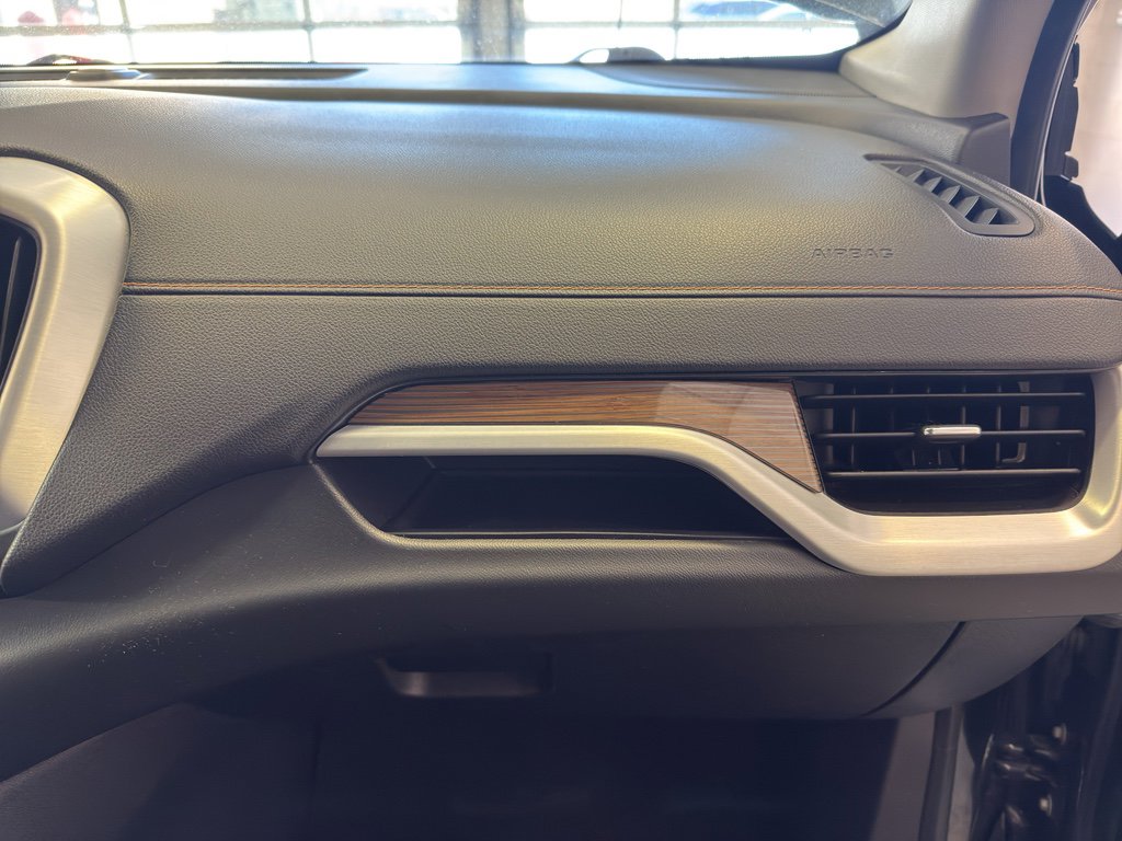 Used 2019 GMC Terrain SLE w/ Black Edition image 22