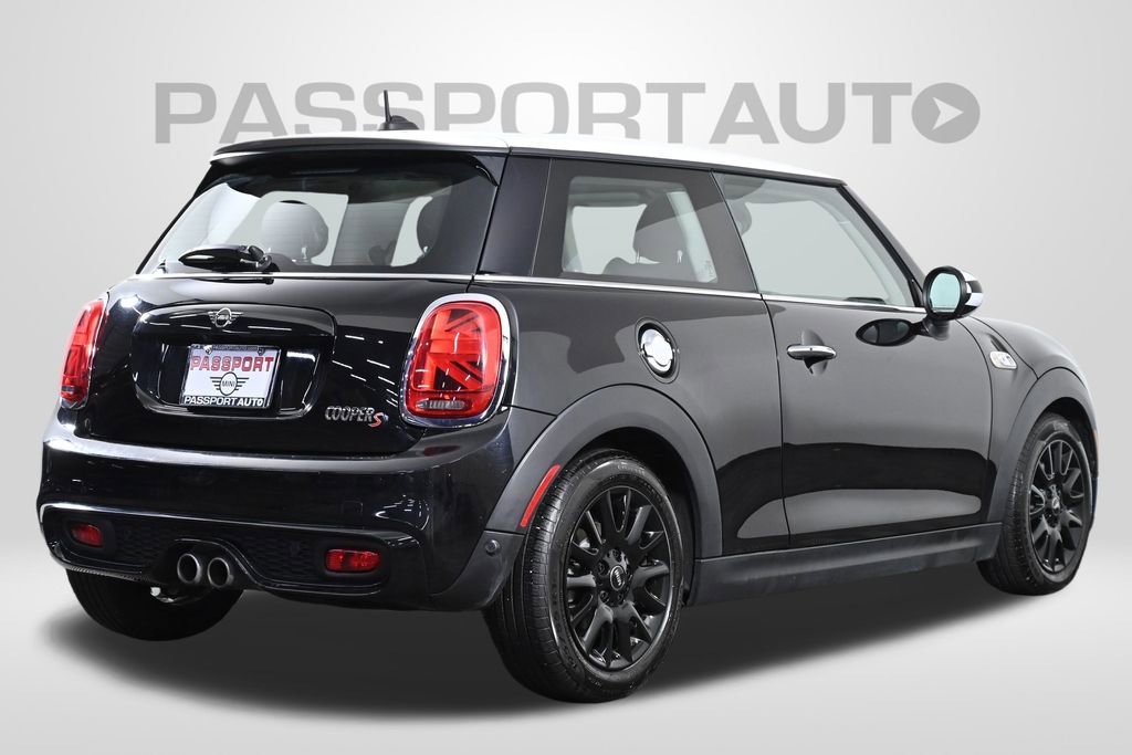 Used 2019 MINI Cooper S image 9
