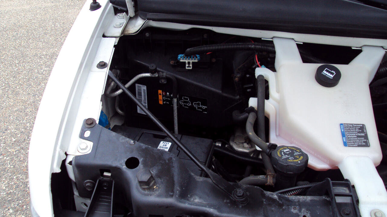 Used 2013 Chevrolet Express 1500 LS image 25