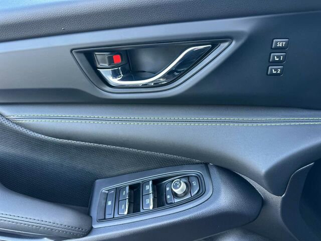 Certified 2025 Subaru Ascent Bronze Edition w/ Onyx Package image 11