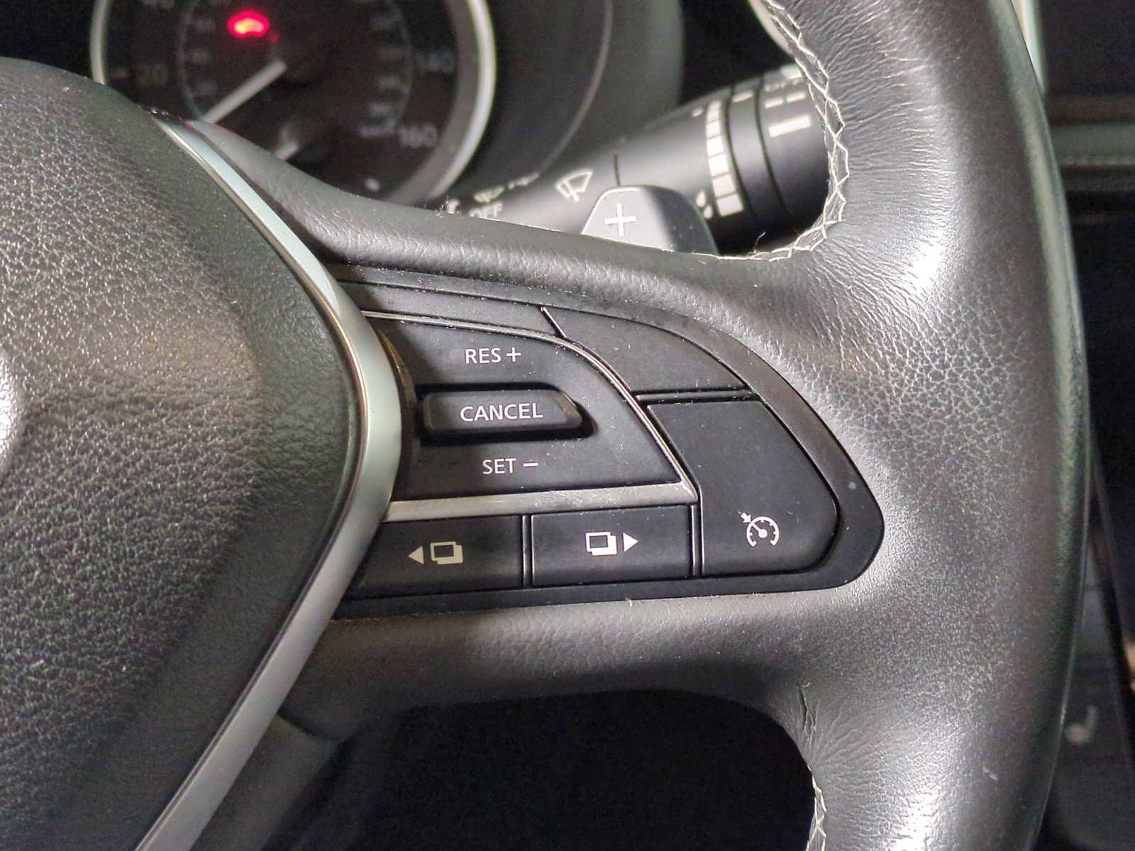 Used 2020 INFINITI QX50 Luxe w/ Navigation Package image 26