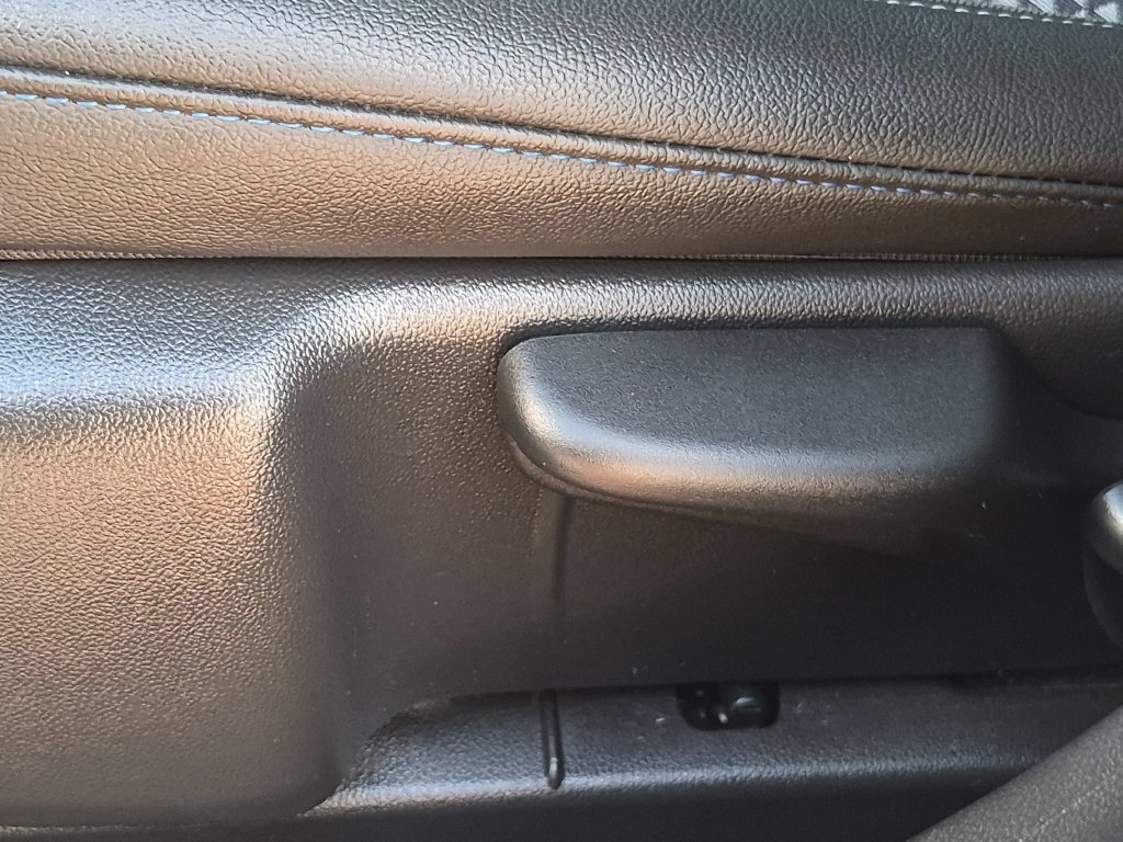 Used 2026 Chevrolet Trax LT FWD image 14
