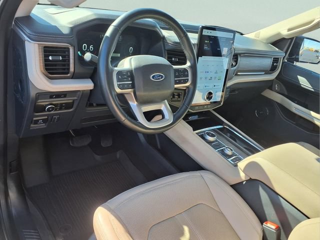 Used 2023 Ford Expedition Limited AWD/4WD image 20