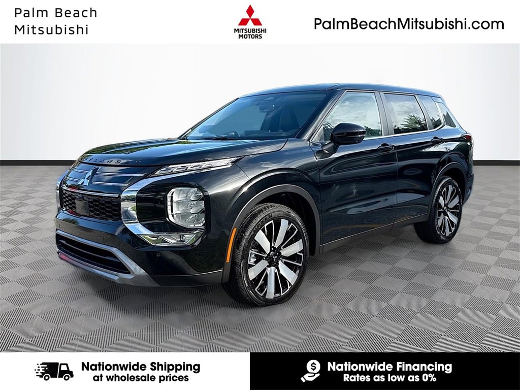 New 2025 Mitsubishi Outlander SE image 1