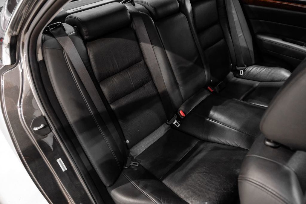 Used 2010 Acura RL image 31