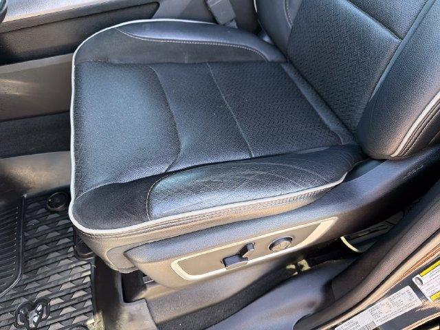 Used 2020 RAM 1500 Laramie AWD/4WD image 20