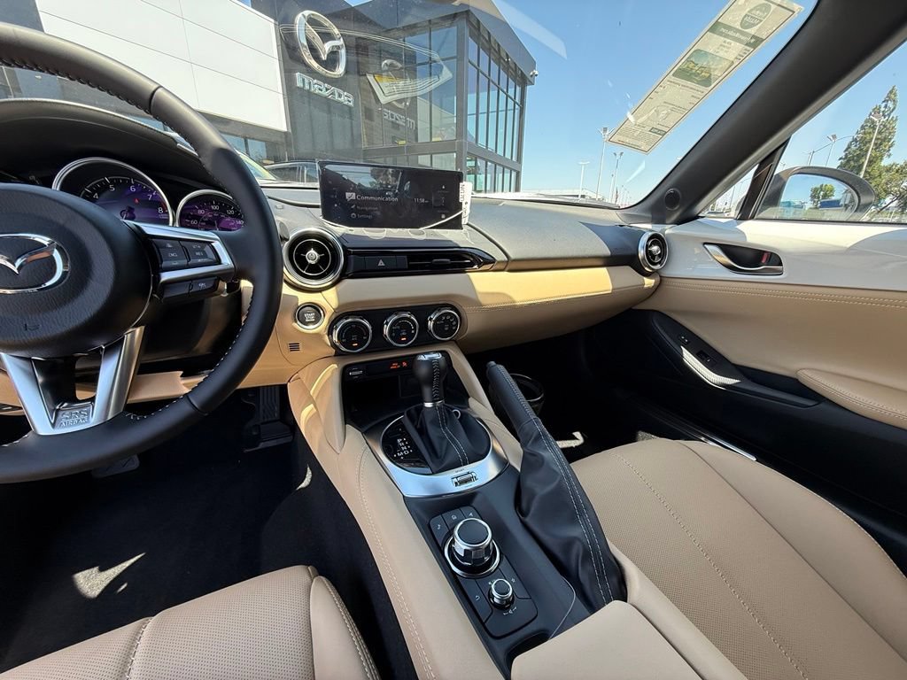 New 2026 MAZDA MX-5 Miata RF Grand Touring w/ Weather Package RWD image 23