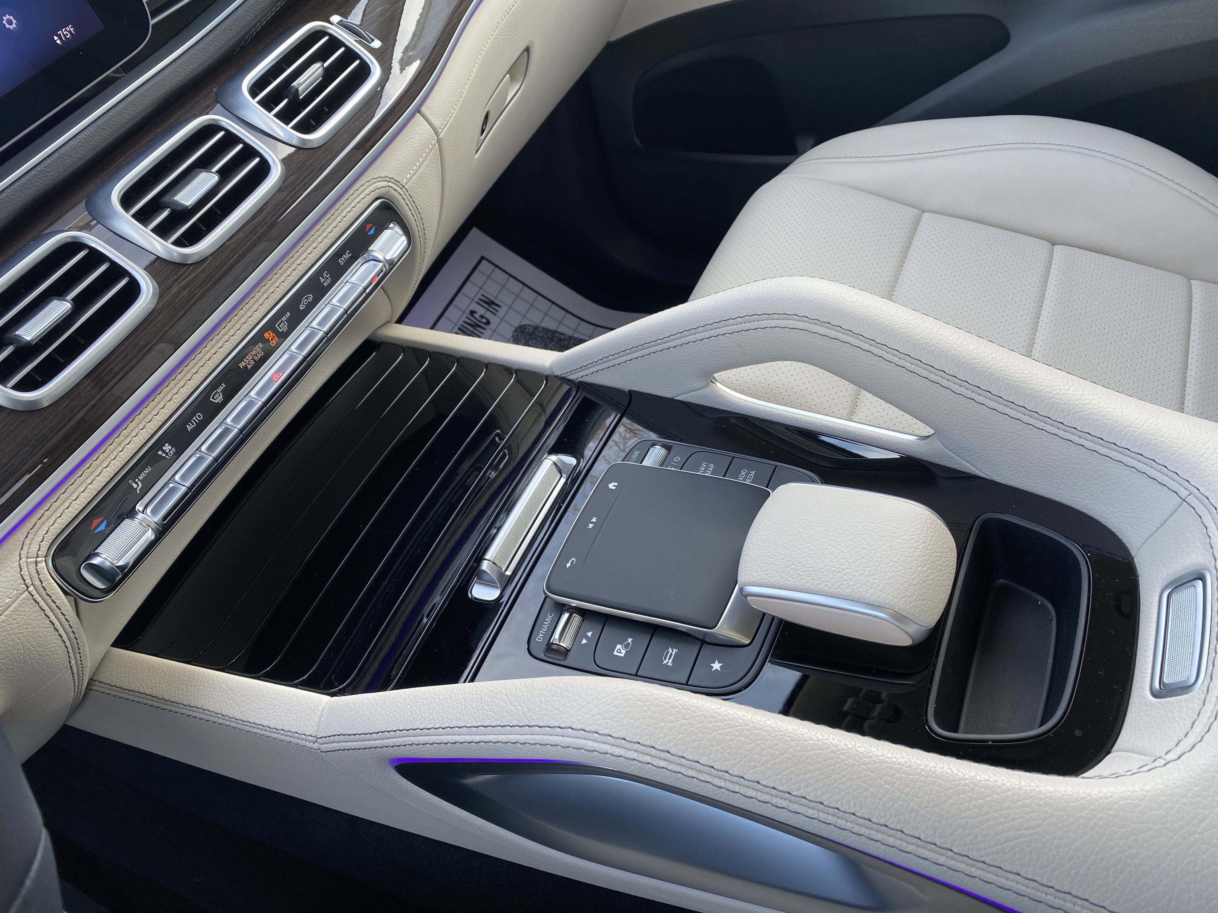 Used 2024 Mercedes-Benz GLE 350 4MATIC image 31