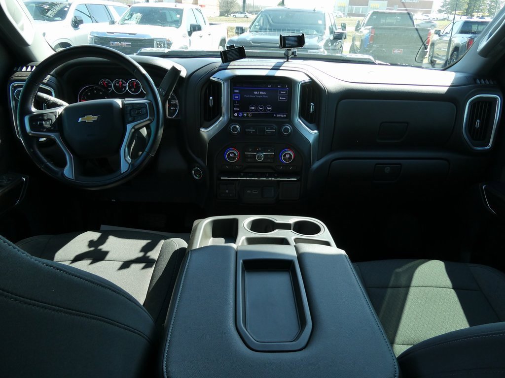 Certified 2022 Chevrolet Silverado 2500 LT w/ Convenience Package image 23