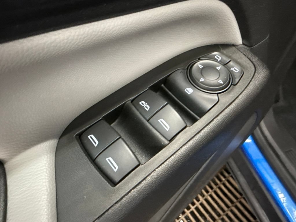 Used 2024 Chevrolet Equinox LS FWD image 21