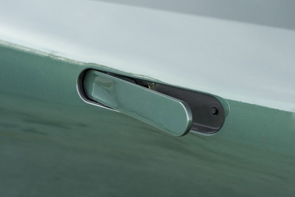 Used 2022 Rivian R1T Adventure image 39