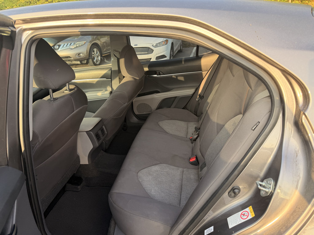 Used 2018 Toyota Camry LE w/ Audio Package FWD image 7