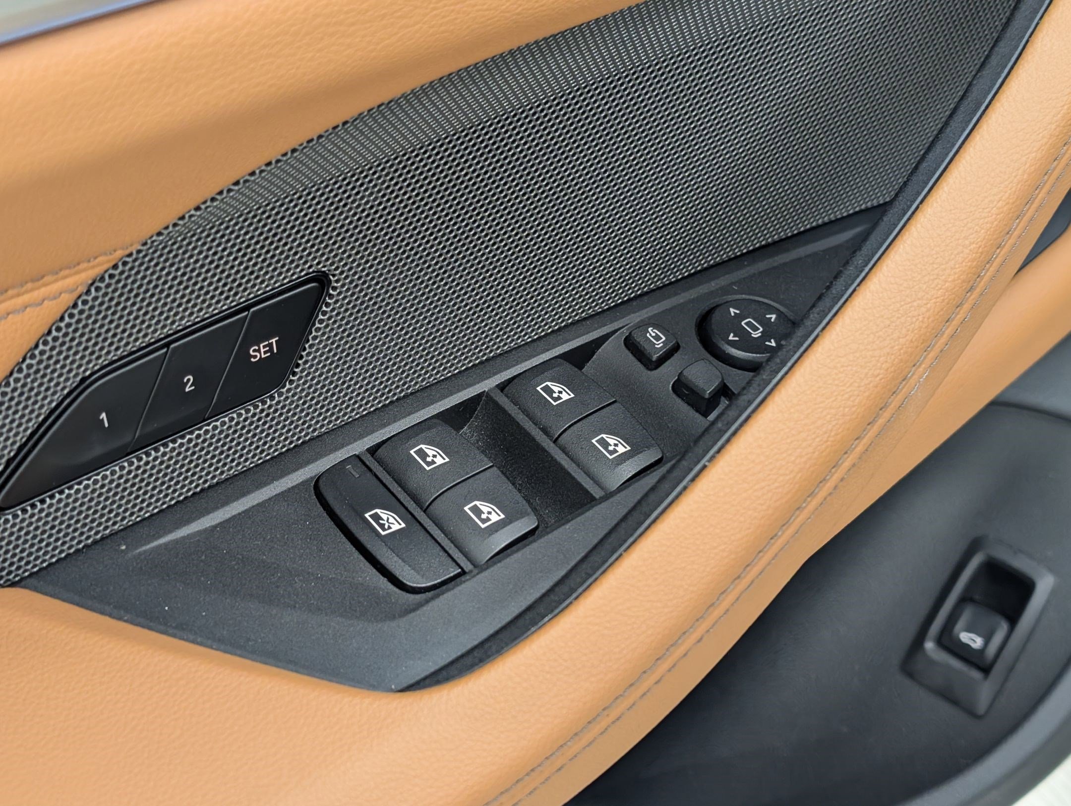 Certified 2023 BMW i4 eDrive35 image 23