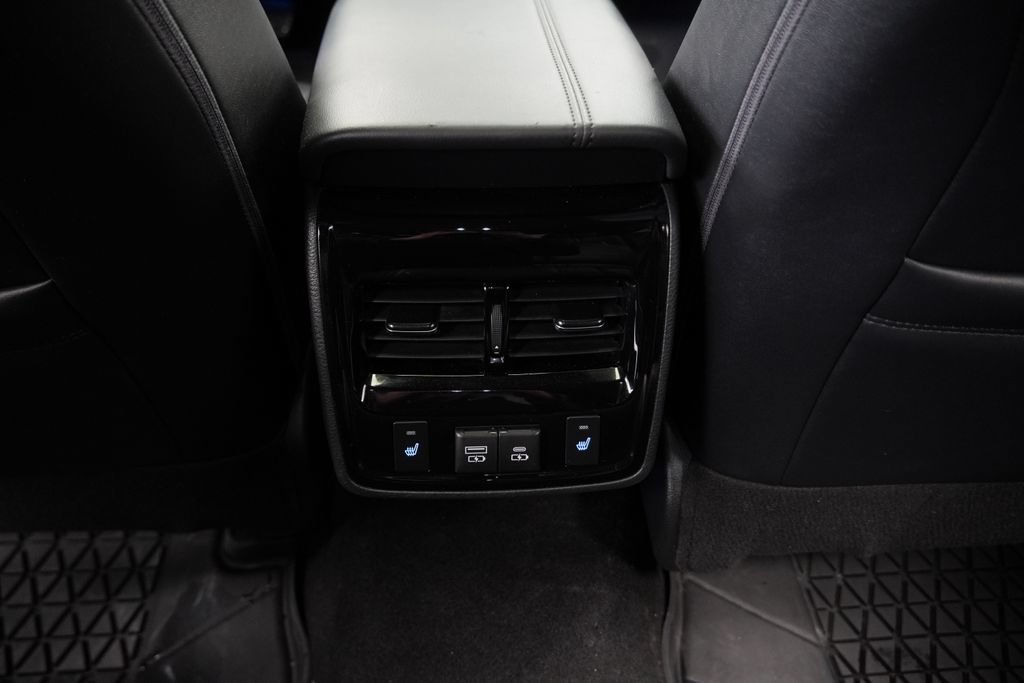 Used 2021 Toyota Avalon Limited w/ Advanced Safety Package FWD image 29