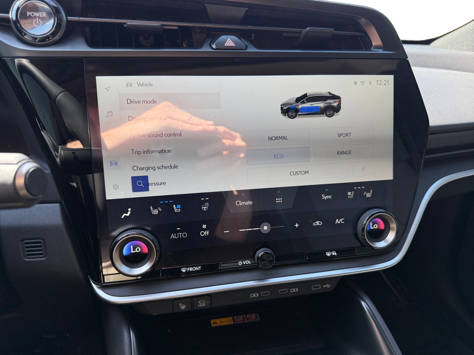 Used 2024 Lexus RZ 300e Premium w/ Technology Package image 12