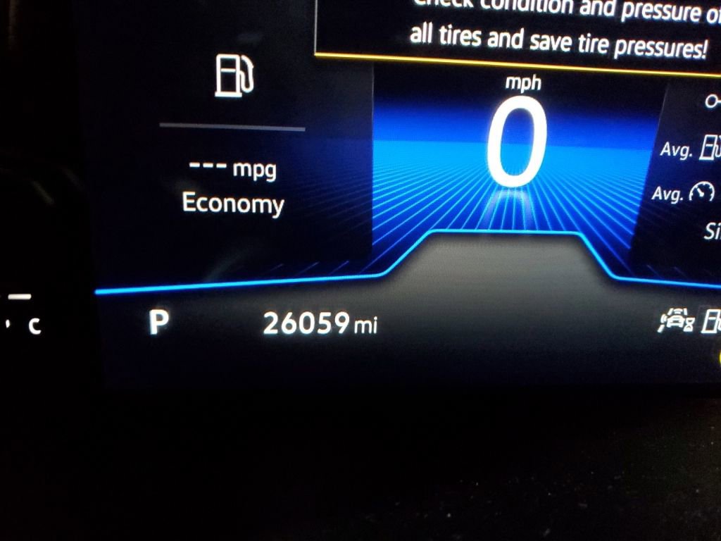 Certified 2023 Volkswagen Jetta SE w/ Panoramic Sunroof Package FWD image 12