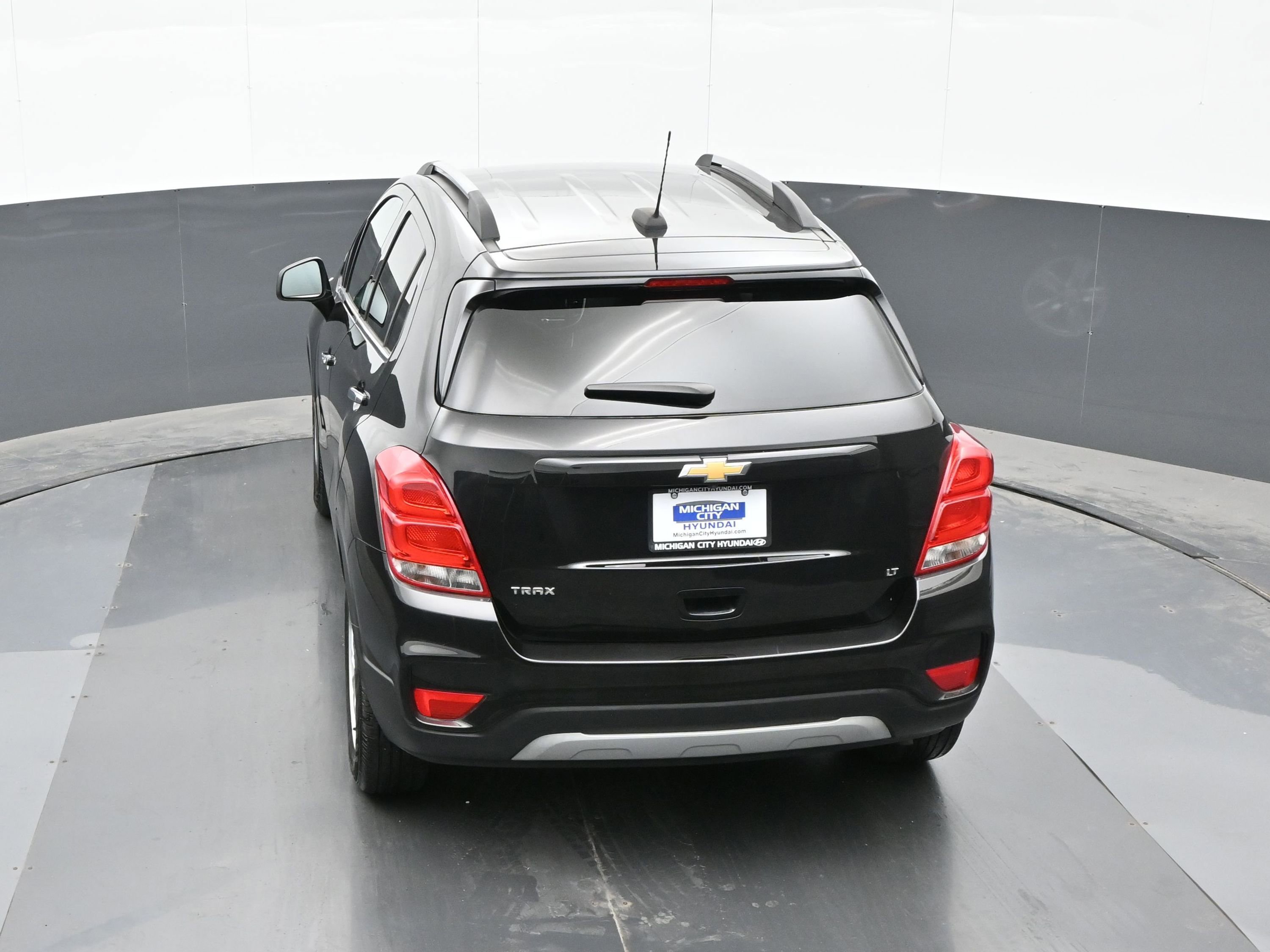 Used 2020 Chevrolet Trax LT w/ LT Convenience Package image 31