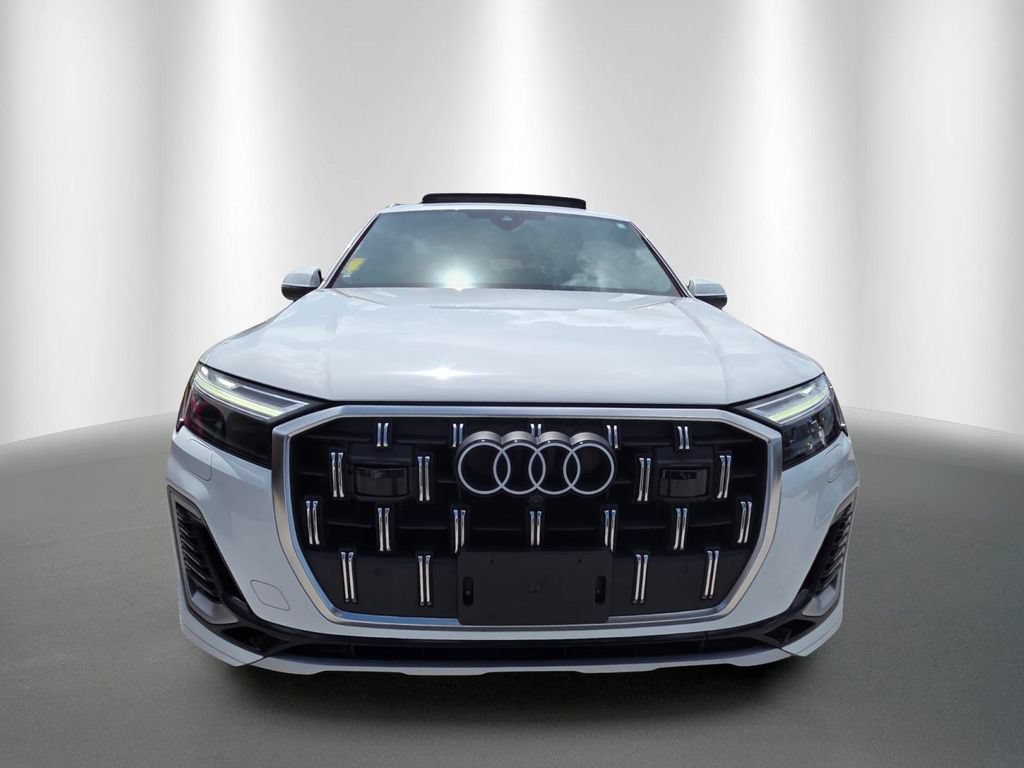 Used 2025 Audi Q7 3.0T Premium Plus AWD/4WD image 8
