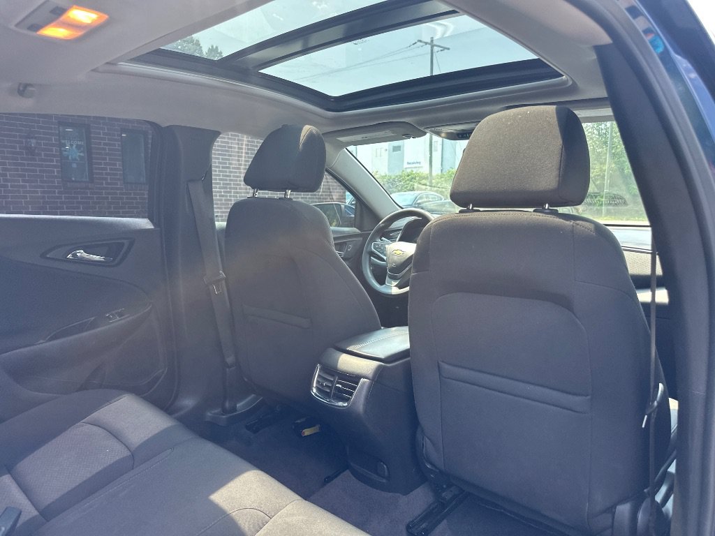 Used 2022 Chevrolet Malibu LT FWD image 20