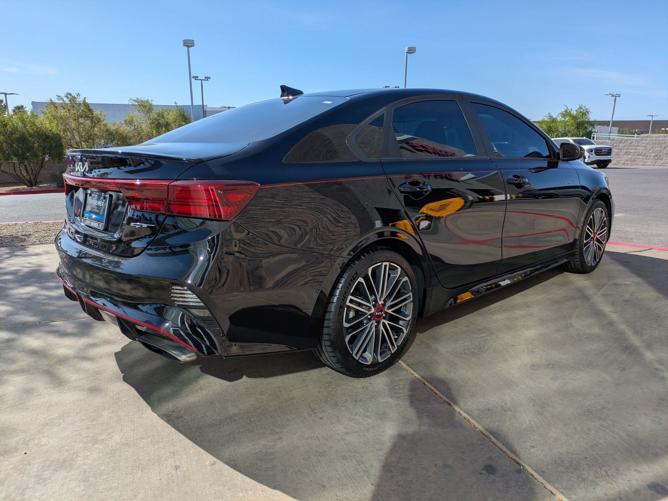 Used 2023 Kia Forte GT FWD image 5