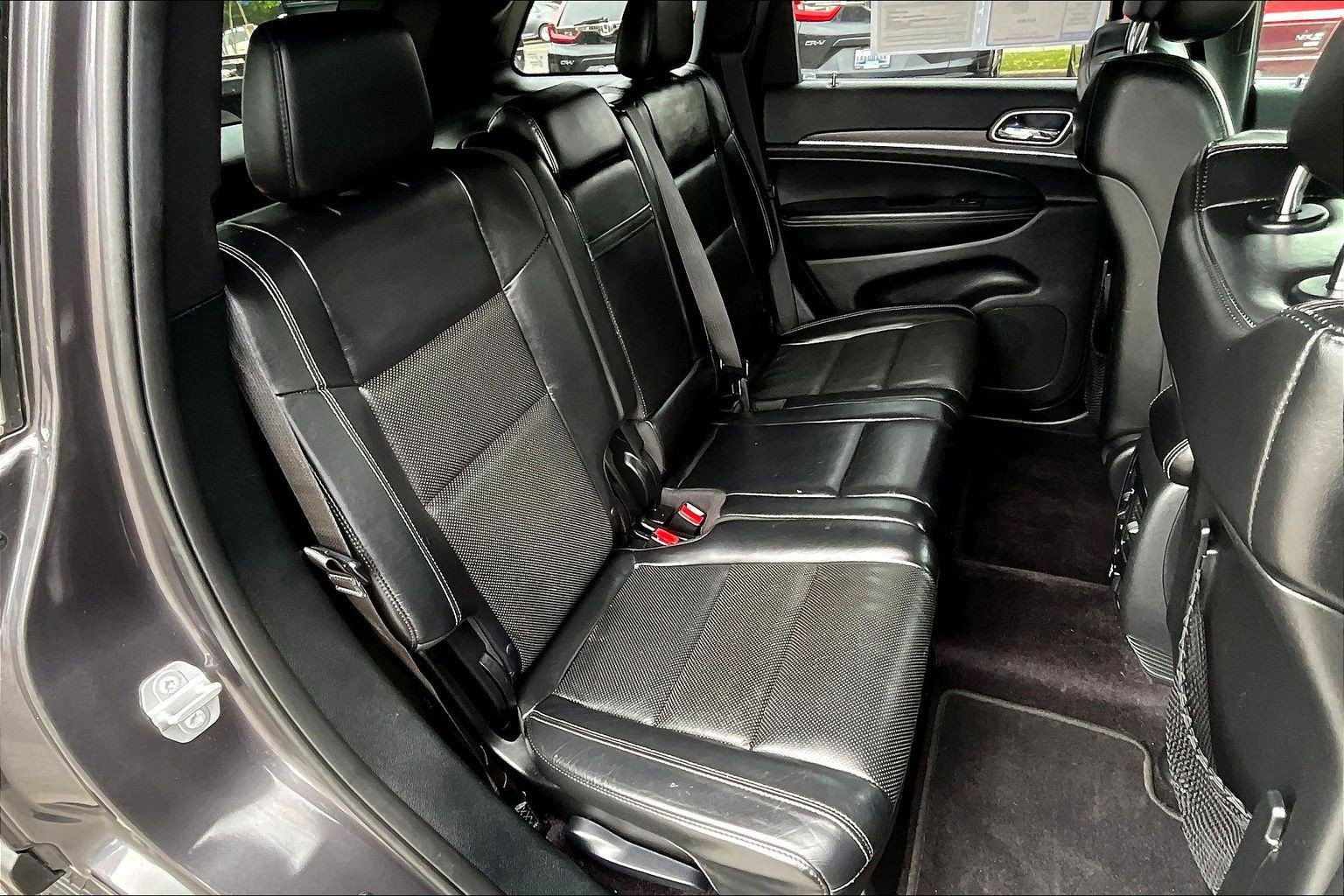 Used 2017 Jeep Grand Cherokee Limited w/ Luxury Group II AWD/4WD image 28