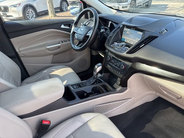 Used 2019 Ford Escape Titanium AWD/4WD image 28