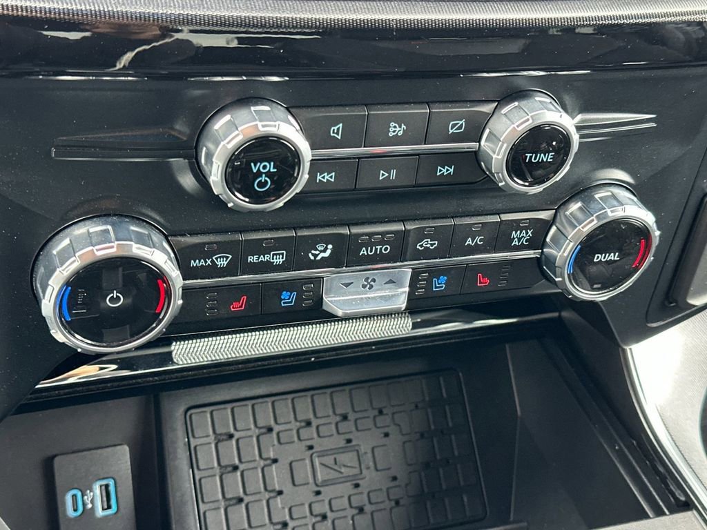 Certified 2023 Ford F150 Raptor w/ Equipment Group 802A Raptor R AWD/4WD image 19