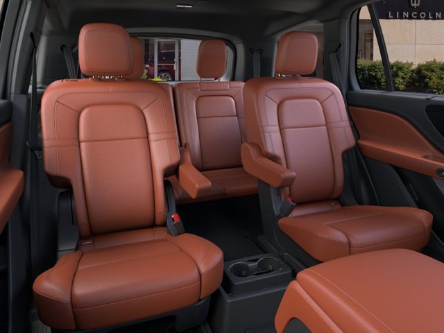 New 2025 Lincoln Aviator Reserve w/ Luxury Package RWD image 11
