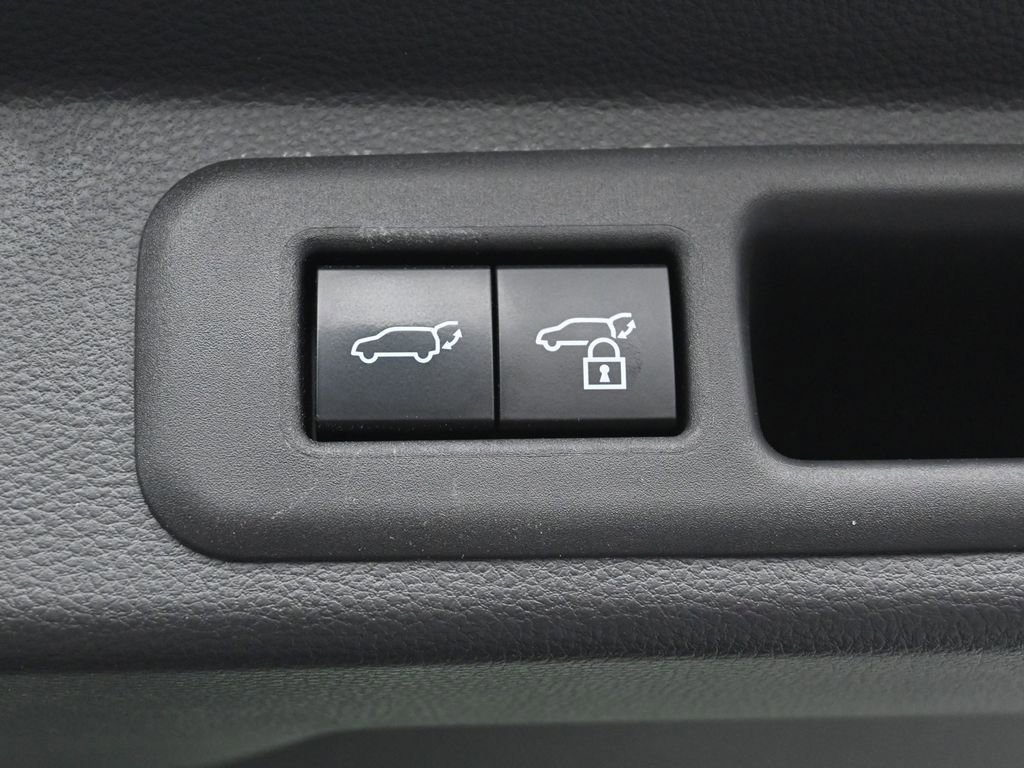 Certified 2024 Toyota Sequoia Capstone AWD/4WD image 33