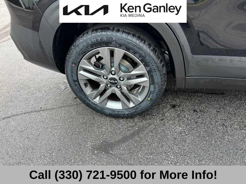 Certified 2023 Kia Seltos S w/ Navigation Package AWD/4WD image 23
