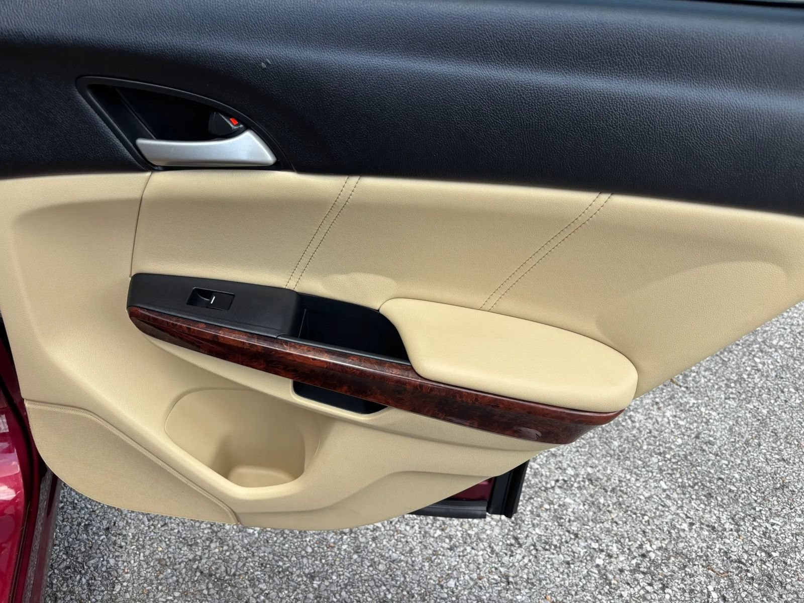 Used 2010 Honda Crosstour EX-L image 24