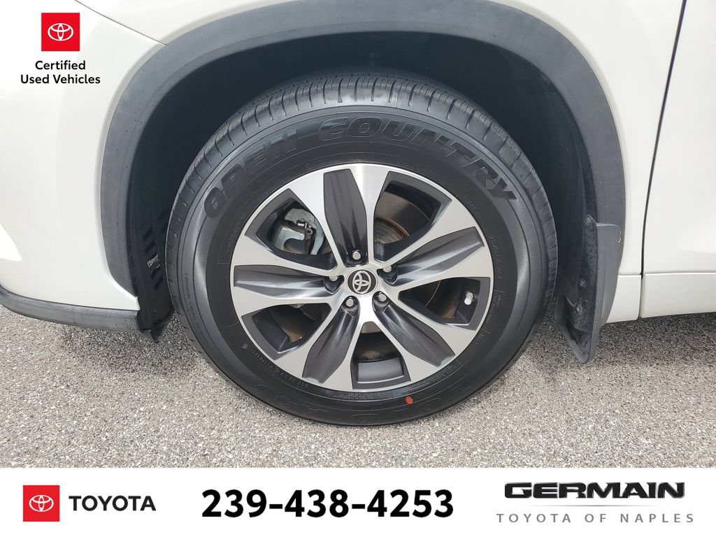 Certified 2020 Toyota Highlander XLE FWD image 12