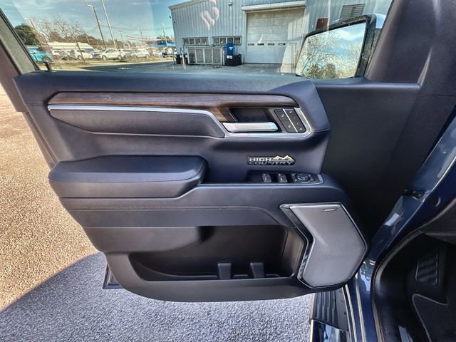 Certified 2024 Chevrolet Silverado 1500 High Country w/ Technology Package image 21