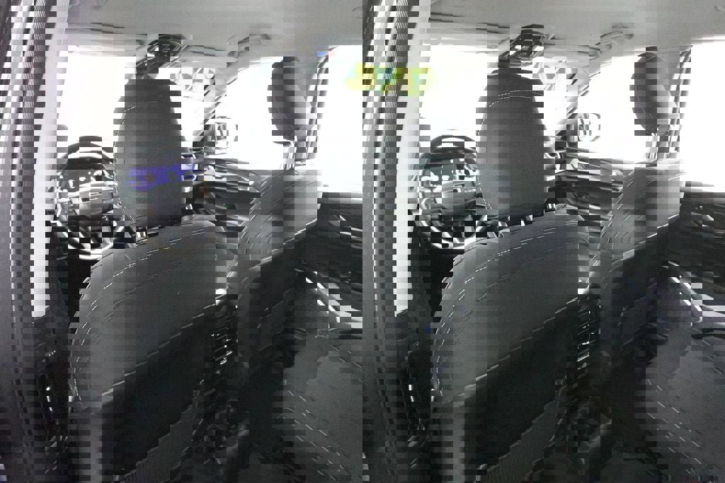 Used 2022 Jeep Grand Cherokee L Laredo w/ Luxury Tech Group I image 24