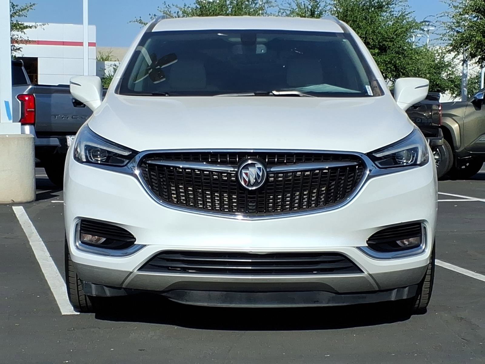 Used 2021 Buick Enclave Essence w/ Trailering Package, 5000 lbs. FWD image 2