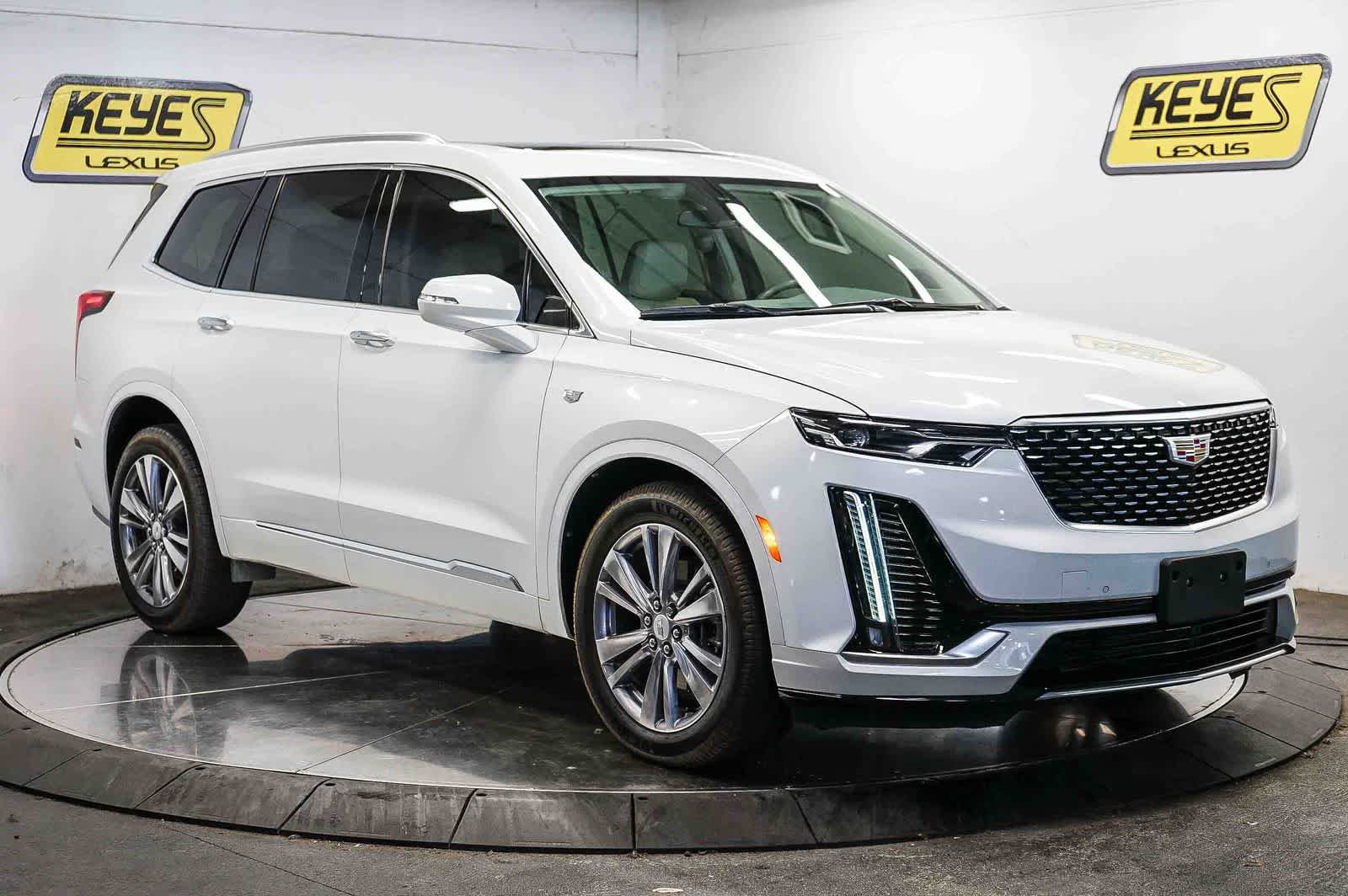 Used 2024 Cadillac XT6 Premium Luxury FWD image 5