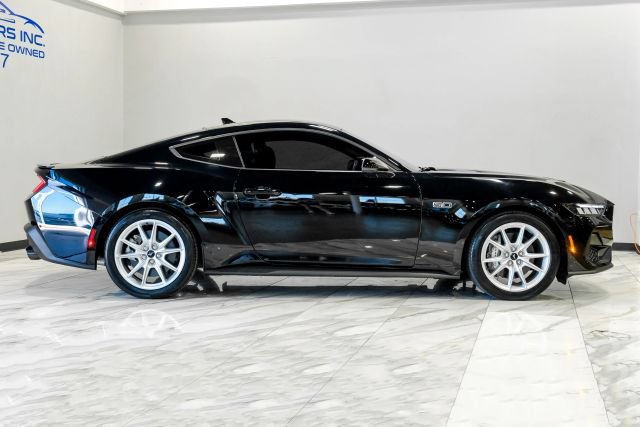 Used 2024 Ford Mustang GT Premium RWD image 10