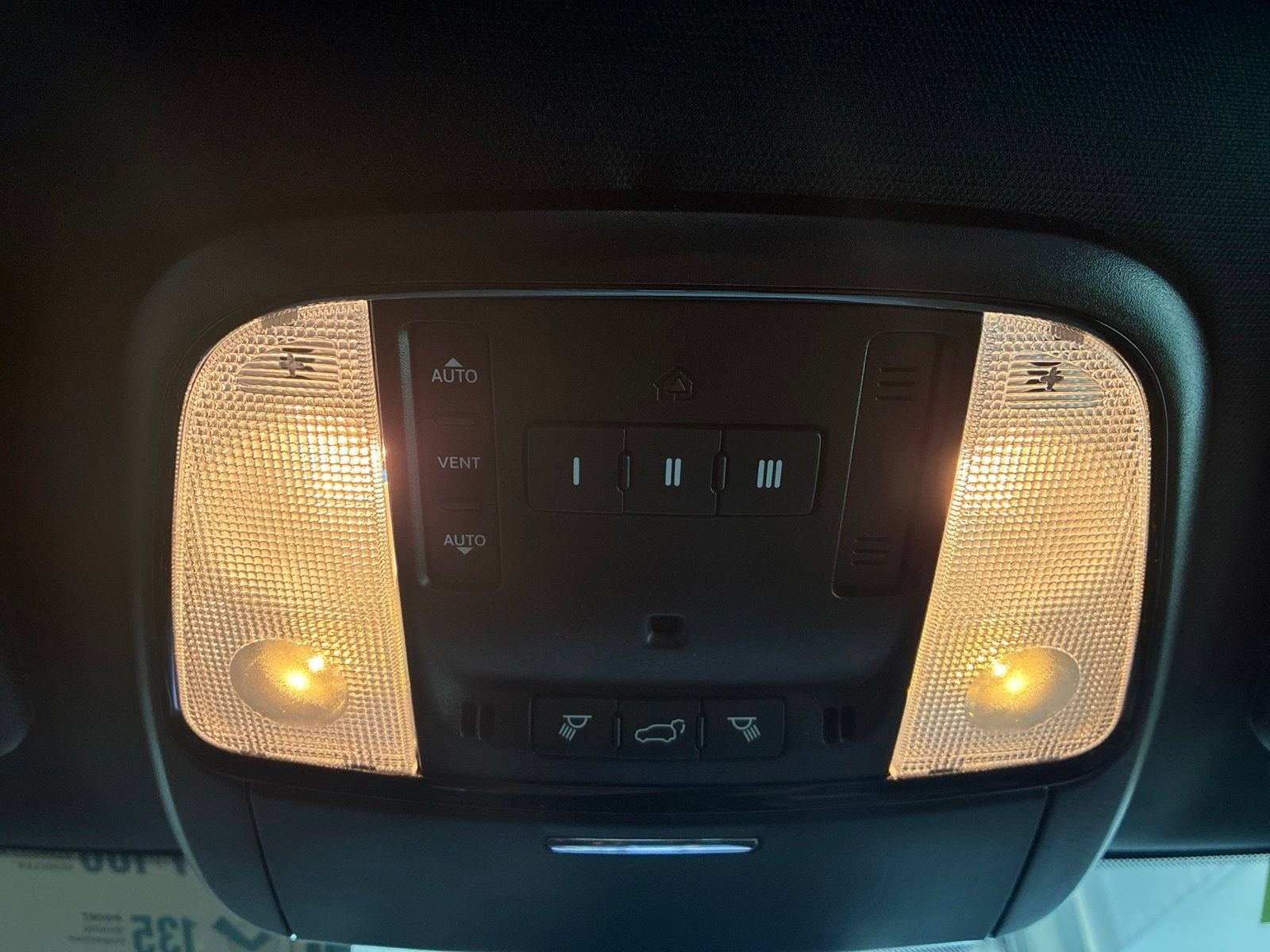 Used 2024 Dodge Durango R/T AWD/4WD image 33