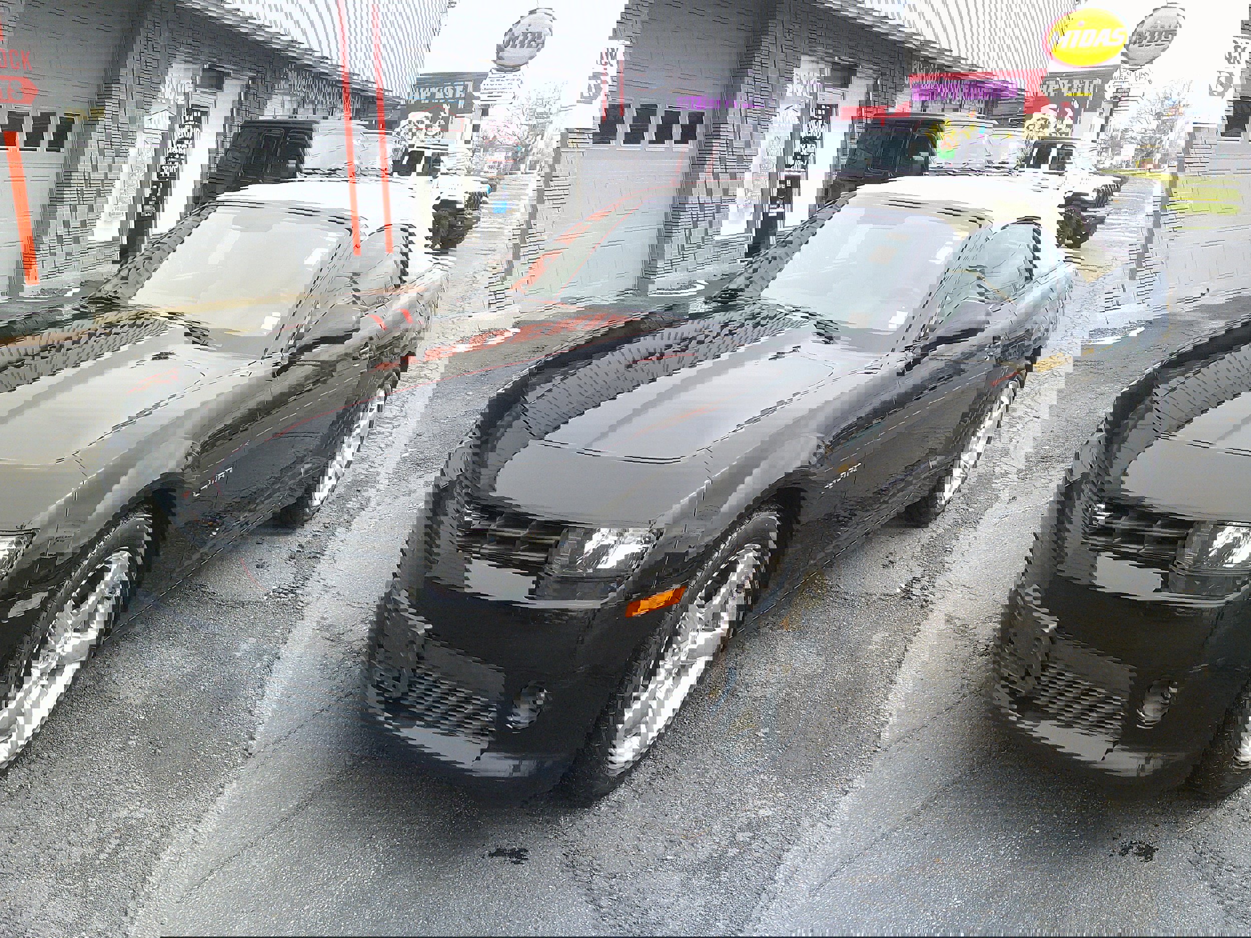 Used 2014 Chevrolet Camaro LT RWD image 14