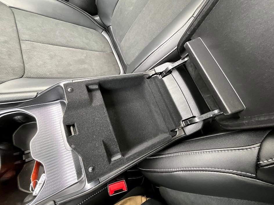 New 2026 Jeep Grand Cherokee Altitude image 25